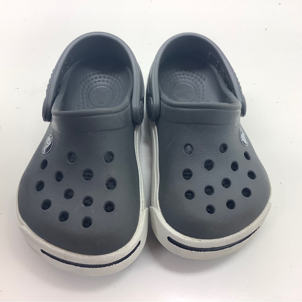 Crocs Crocband II Toddler Boys Gray White Water Clogs Infant Shoes Size 4-5 VGUC